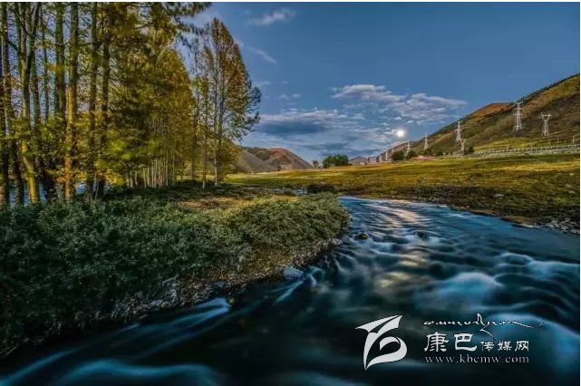 新都橋，正在打開(kāi)最美時(shí)光,我在這里等你......