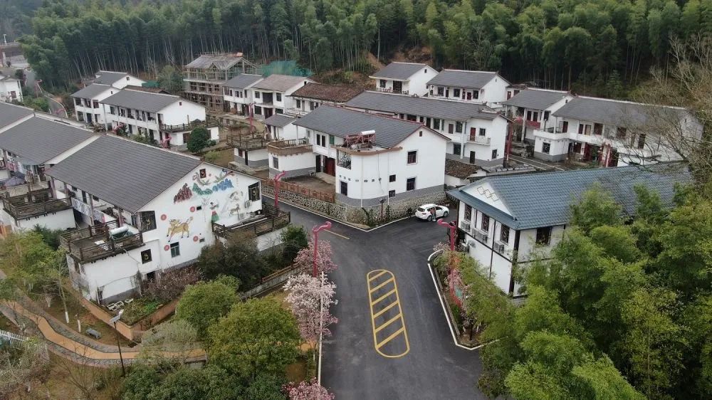 江西資溪縣烏石鎮(zhèn)新月畬族村景象。新華社記者 彭昭之 攝