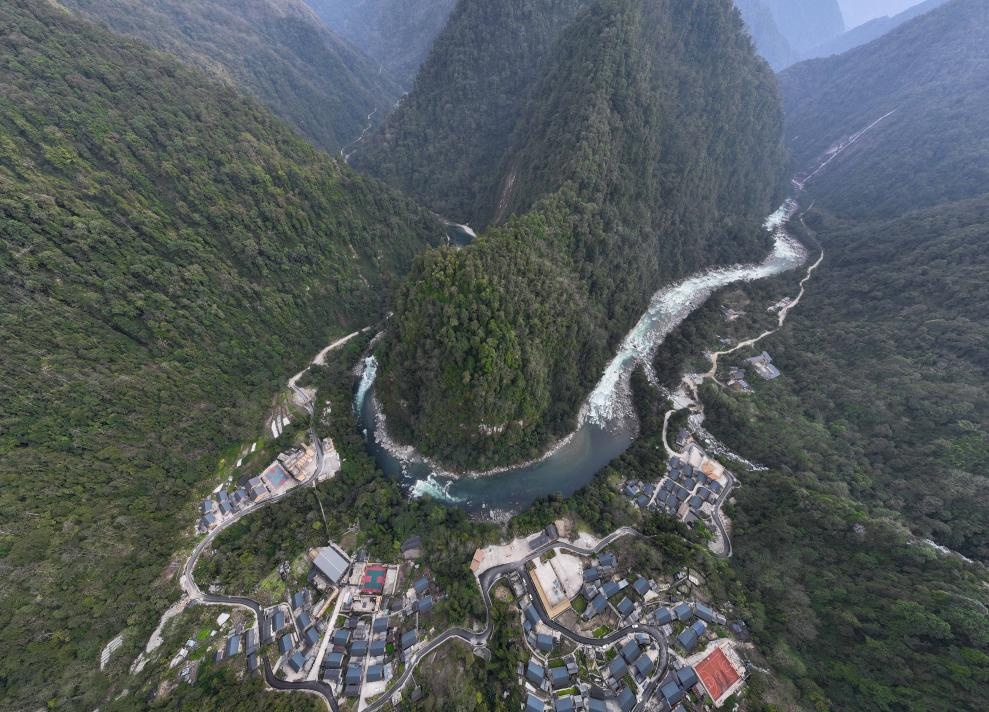 2023年3月10日，獨(dú)龍江航拍。